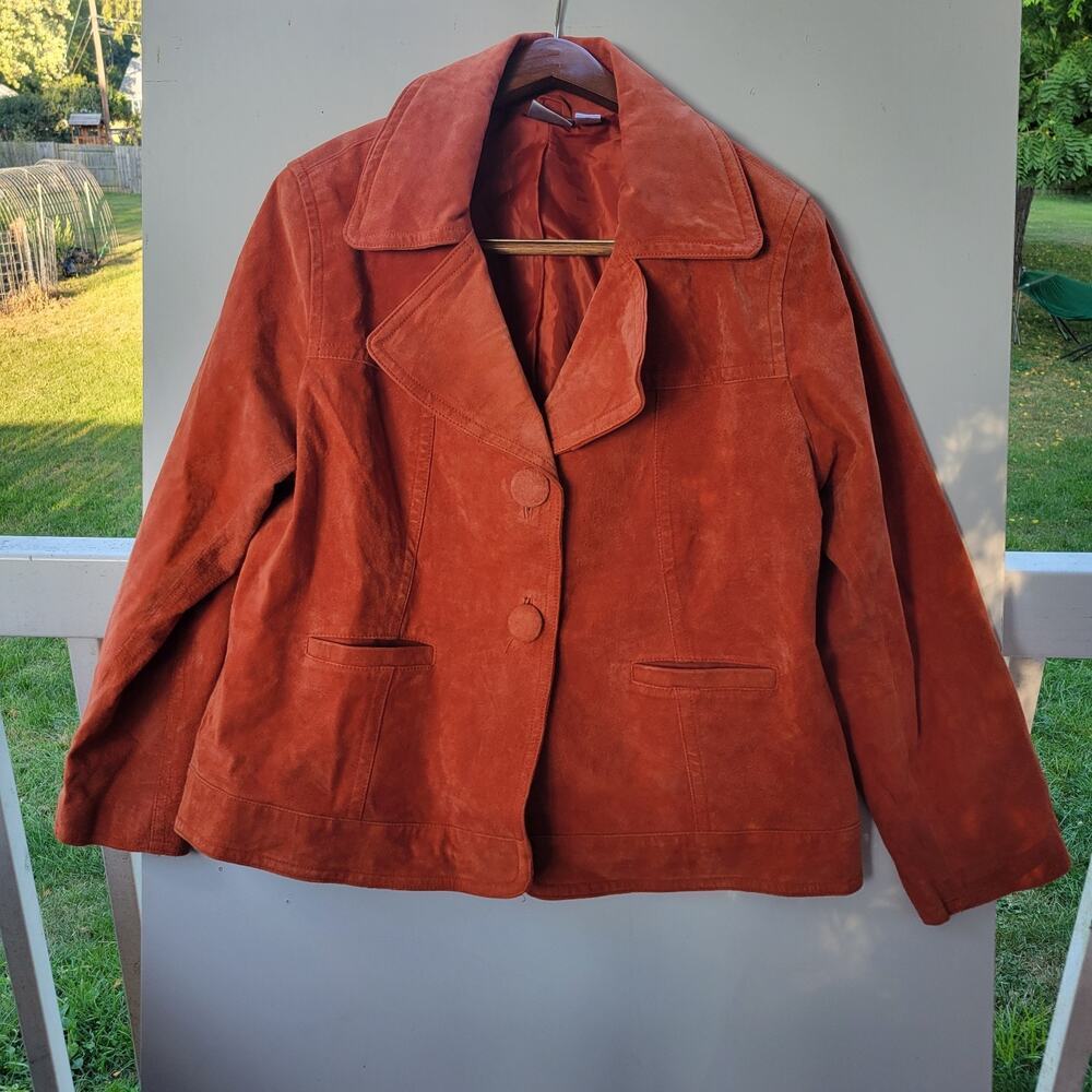 Chico’s 100% Leather Button Up Long Sleeve Collar